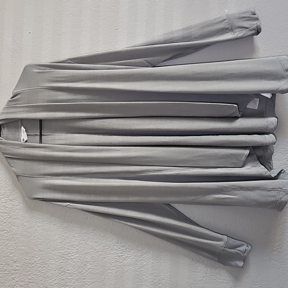 Athleta Pranayama Restore Wrap/Cardigan Light Gray - Womens Size Large - Picture 3 of 7